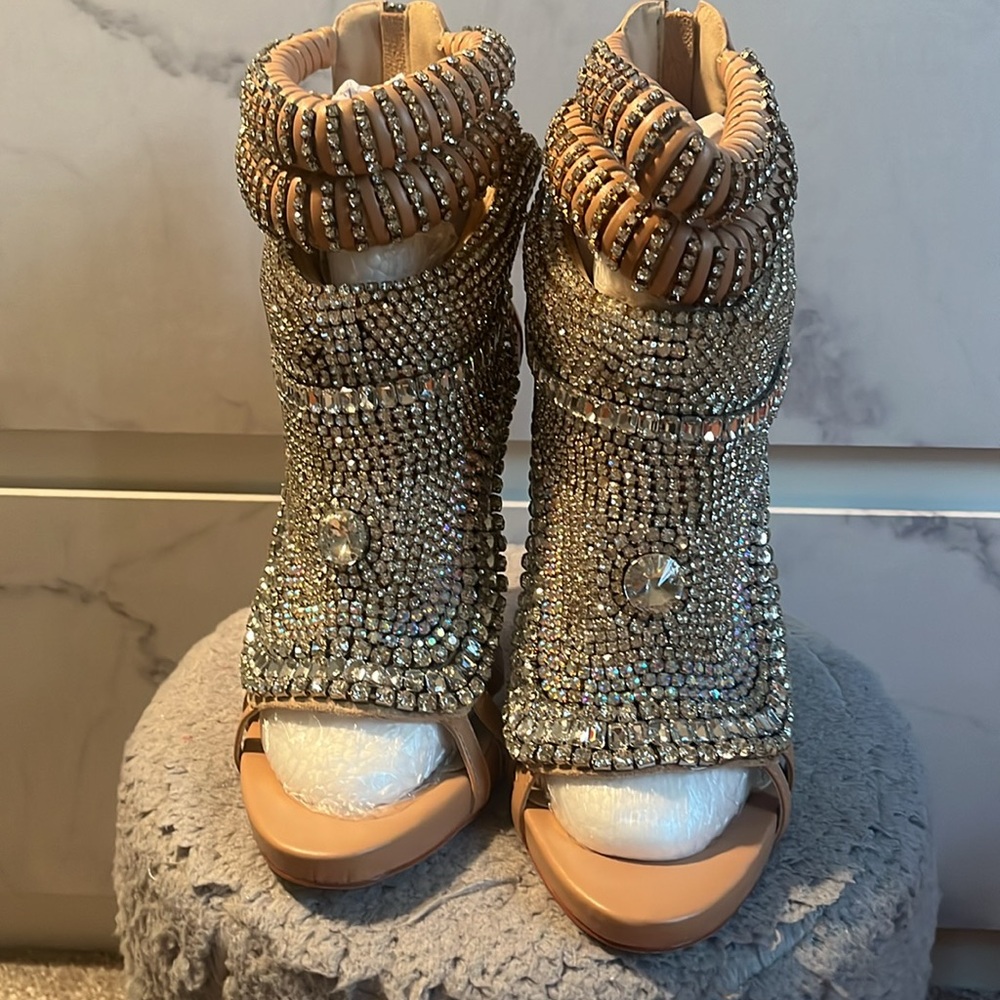 Azalea Wang Pusher-Nude Rhinestone Pump